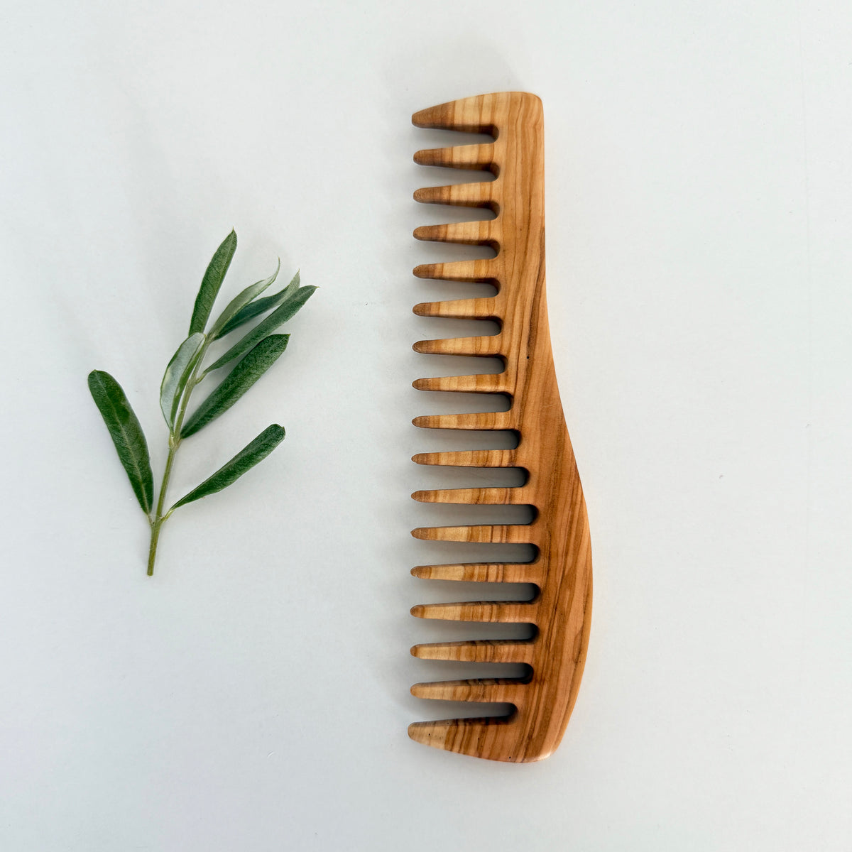 Hector Handmade Olive Wood Wide Tooth Comb – 17cm | Anti-Static, All Hair Types