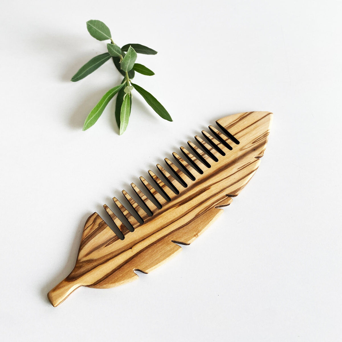 Olive Wood Wide Tine Comb, Handmade Wooden Beauty Comb, Authentic Hairbrush, Natural Wood Tine Comb, Live Wood Comb